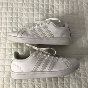 Adidas sneakers female